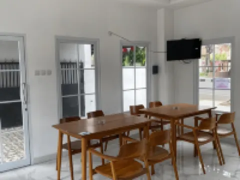 HOTEL SRIKANDI BRAJAN Hotels in Jogonalan