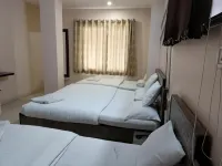 Hotel Satyam - Parking