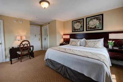 Nassau Inn Hotels near Institute for Advanced Study