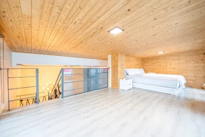 Boseong Flamingo Hotels near Chungjeolsa