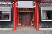 帕勒姆梅拉格賈揚尊貴酒店