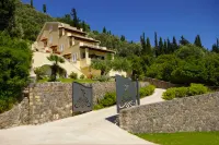 Natalia Loft Apartment C with Panoramic Sea Views of Agios Gordios Bay Hotels in Agios Gordios