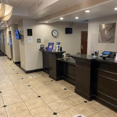 Holiday Inn Express Hotel & Suites Chestertown