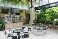 RedDoorz @ Hotel Surabaya Sumenep Hotel a Reggenza di Sumenep