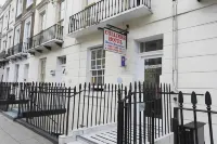 Colliers Hotel Hotels near Daily Telegraph