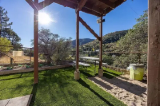 Charming 2 bed studio with BREATH taking views