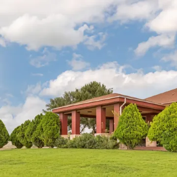 Best Western Brady Inn