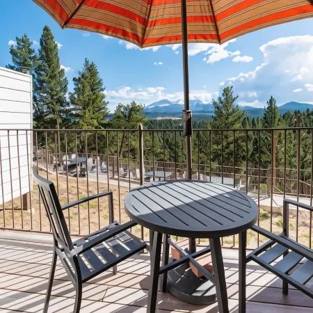 Pikes Peak Paradise Bed and Breakfast