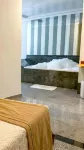 Saionara Hotel - Bathtub