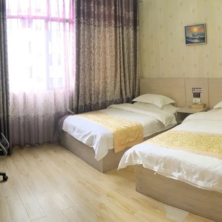 Happy Fashion Hotel