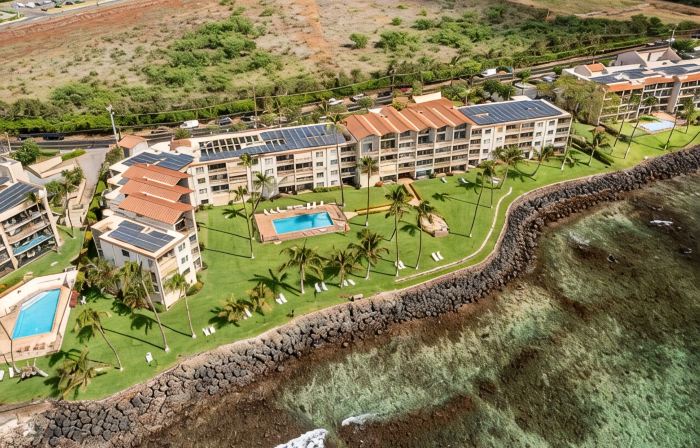 Oceanfront Maalaea Harbor Two Bedroom Condo within walking distance to beach