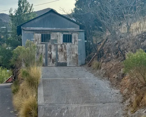 3-Bedroom Cabin in Old Bisbee Hotels in Bisbee