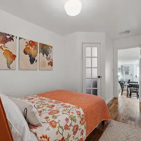 Cozy 1BDR APT in Vibrant Downtown Geneva