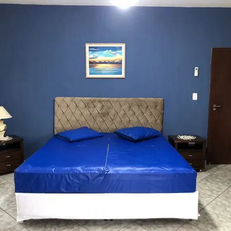 Casa de Praia com Piscina Aquecida, ar Condicionado, Cervejeira e Bilhar!!!