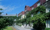 Old Ground Hotel Hotel di 