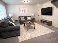 Spacious fully loaded 4-bedroom townhome sleeps 12 freeway access next to BYU Hotels in Springville