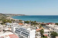 Aurora Living - Adults Only