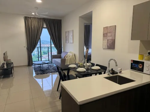 Shelisa's Modern 3BR House at Suria Garden Puchong - 4-Star