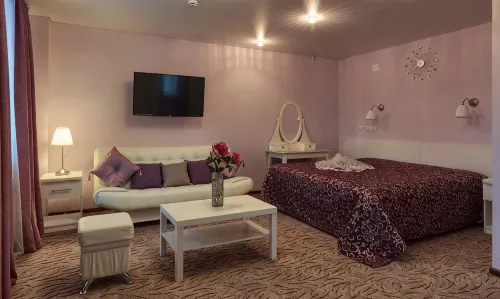 Dva Kryila Hotel - Bãi đậu xe