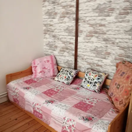 VILLAGE HOUSE