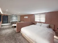 Jamsil Orosie Hotel Hotels near Gaerong Station