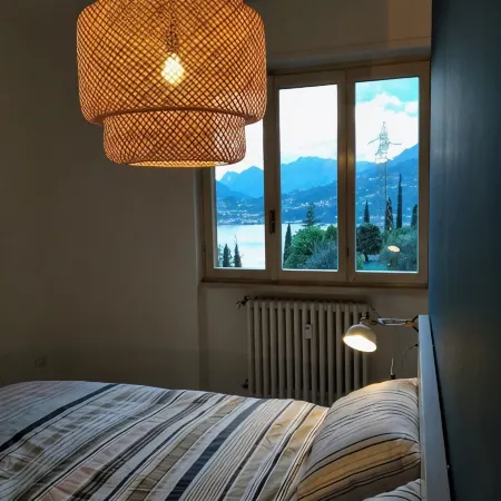 Renovated, amazing lake view