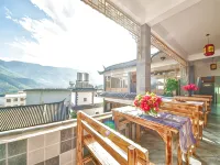 Binchuan Shanrong Inn