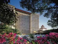 JEN Singapore Tanglin by Shangri-La Hotels near Colbar
