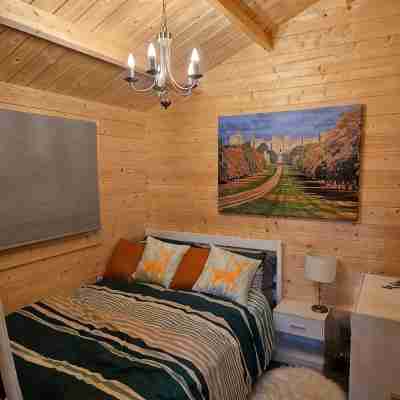 A Cosy cabin retreat - 5 mins away from Windsor and 10 mins from Legoland. Rooms