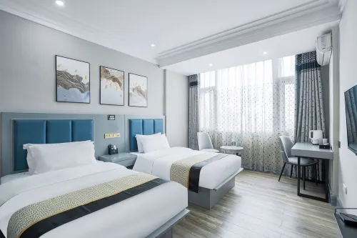 Homeinn Ruibai · Yun Hotel (Baoshan People's Hospital) - Lemmikkieläimet sallittu