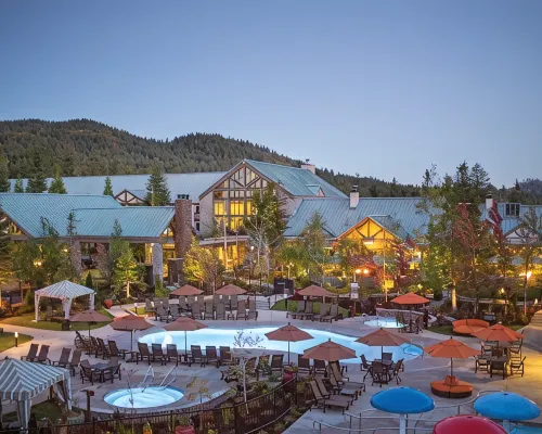 Waybound Yosemite Hotels in Fish Camp