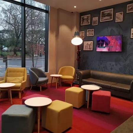 Travelodge London Manor House Отели рядом с достопримечательностью «Тоттенхэм»