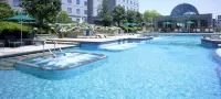 Hotel East 21 Tokyo - Pool