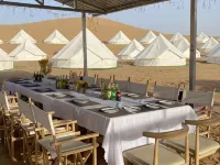 Enjoy the Starry and Desert Scenery Hotel