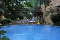 Tengchong Yongle Hot Spring Resort - سبا