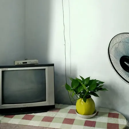 Wei Hui Ruifeng Room