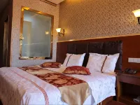 Ngawa County Youke Holiday Hotel فنادق في مديرية أبا