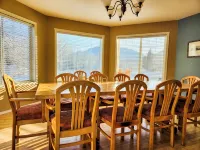 7BD | Family & Friends |  360 Views ! | A/C |Sauna Hotels in Fernie