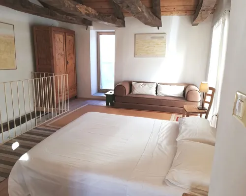 Vila Flori Peaceful House , Natural Protected Area, Near the Sea Hotel di Koper