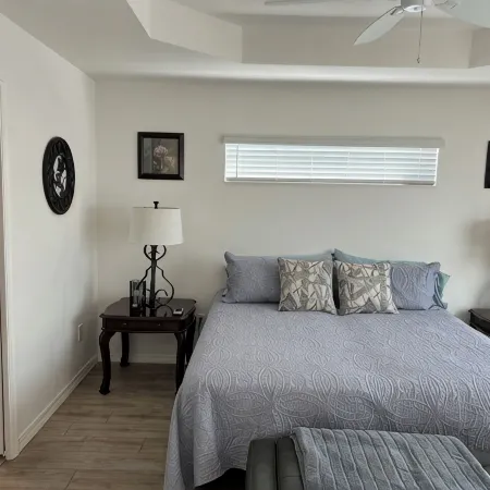 3 bedroom villa in The Villages. Minutes from Brownwood and Sawgrass.