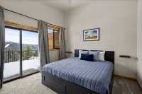 Delightful 4-bedroom ski condo in Schweitzer, Idaho