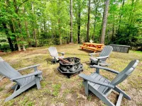 Lake Sam Rayburn Cabin!  DIRECT WATERFRONT! Bring Jet Skies, Boat, Fishing Gear! - Alppimaja
