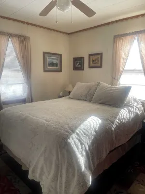 Keene Cozy Cottage in the Heart of the Adirondack Mountains!
