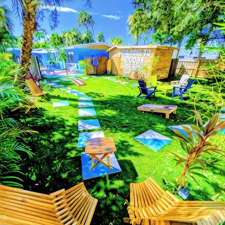 King Studio Steps from Sand + Resort Backyard