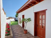 Casita Los Celajes Hotels in Icod