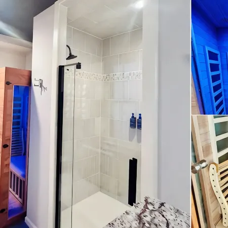 5BR Hollywood-Glam-Themed Historic Home + Sauna, Sleeps 12