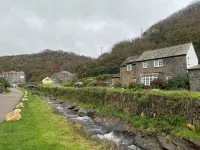 2 bedroom cottage: private parking, by harbour, pubs. Boscastle - North Cornwall