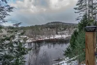 Private Modern Riverfront Ski Chalet - Near Gore Mountain and Lake George - Chalets