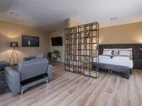 Kistücsök Food & Room Hotels in Balatonfoldvari