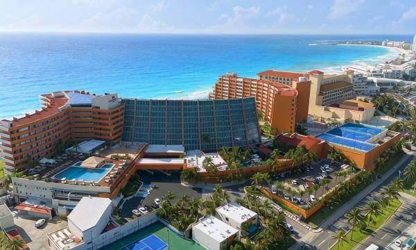 Crown Paradise Club Cancun - All Inclusive